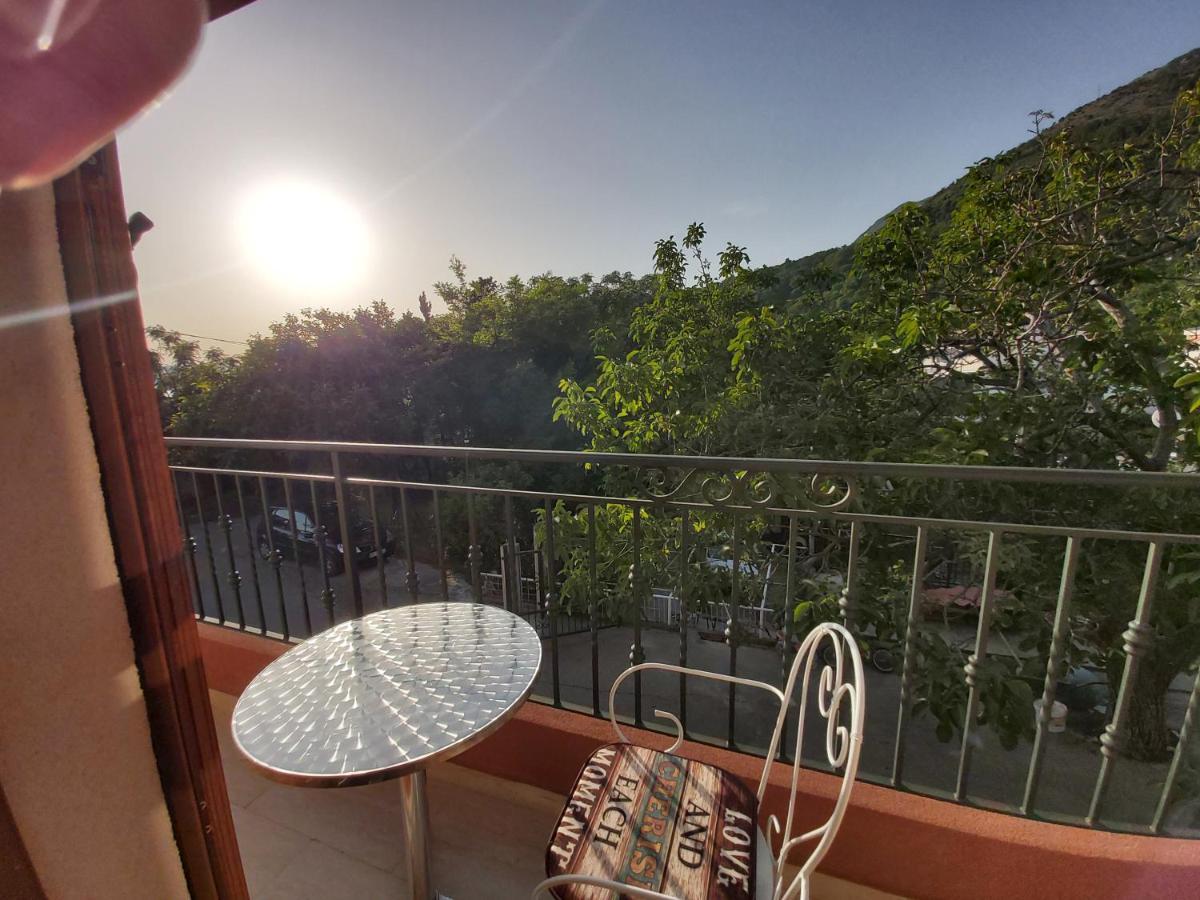 Villa Nadalina Сутоморе Екстер'єр фото